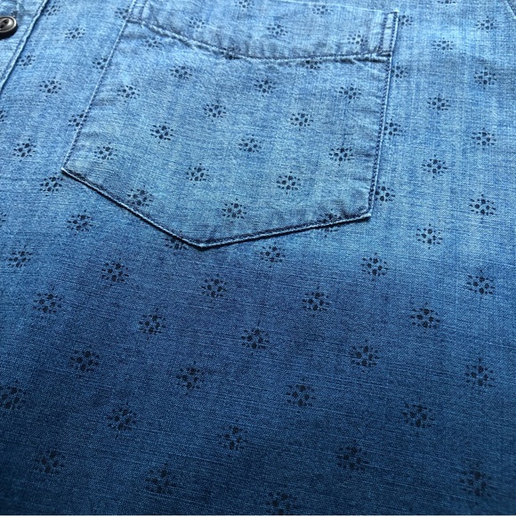 American Eagle Men’s Size L Short Sleeves Shirt Button-Up Blue Jeans Denim Top - Picture 4 of 14